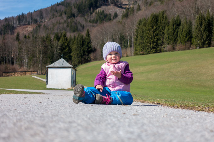 Wolfgangsee mit Kleinkind