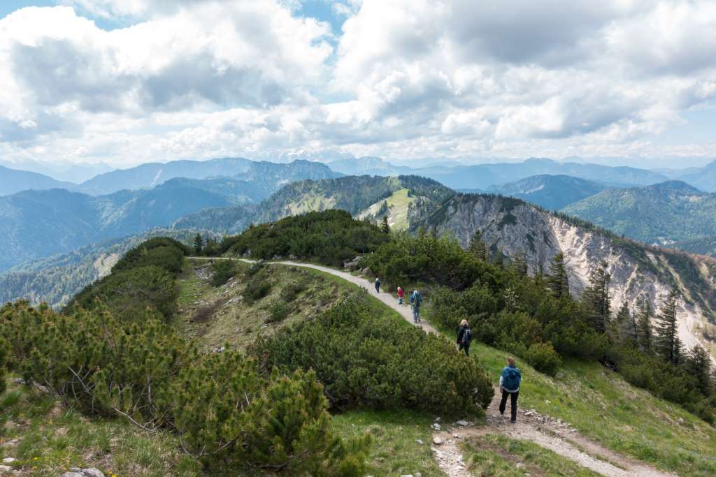 Hochfelln wandern Bergstation zur Mittelstation