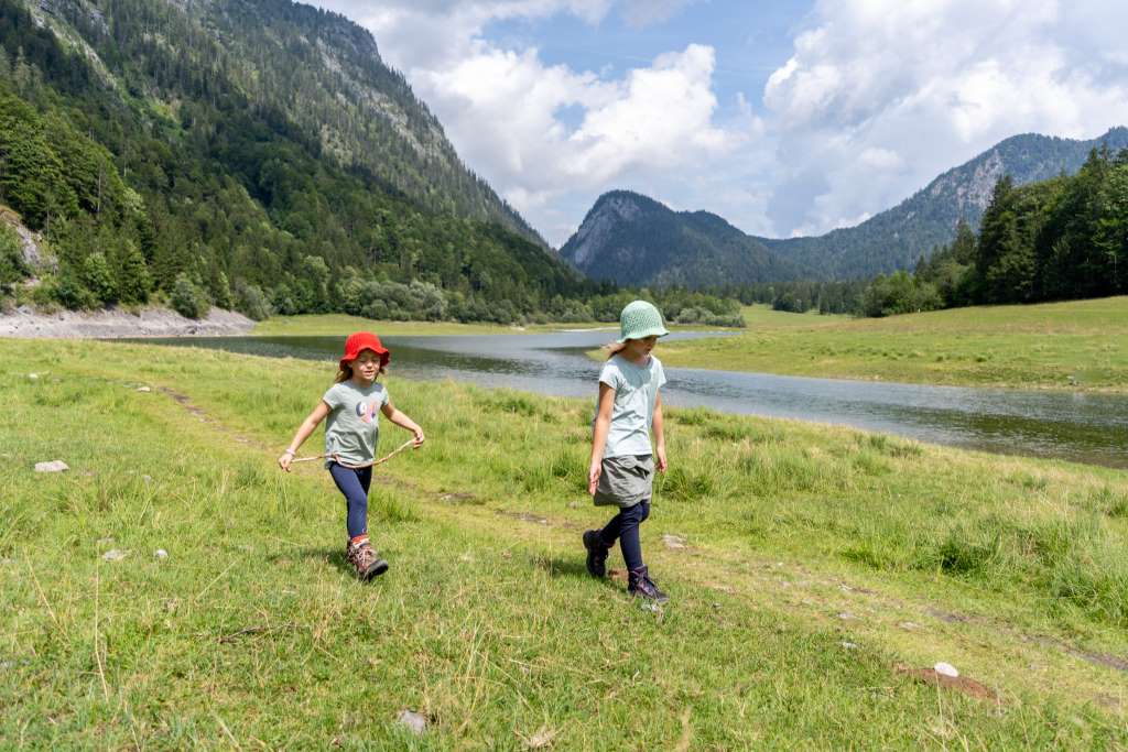 Wandern Drei Seen Gebiet Chiemgaug mit Kindern